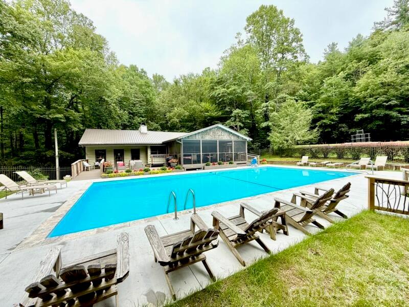 7109 Grandview Extension Newland NC 28657