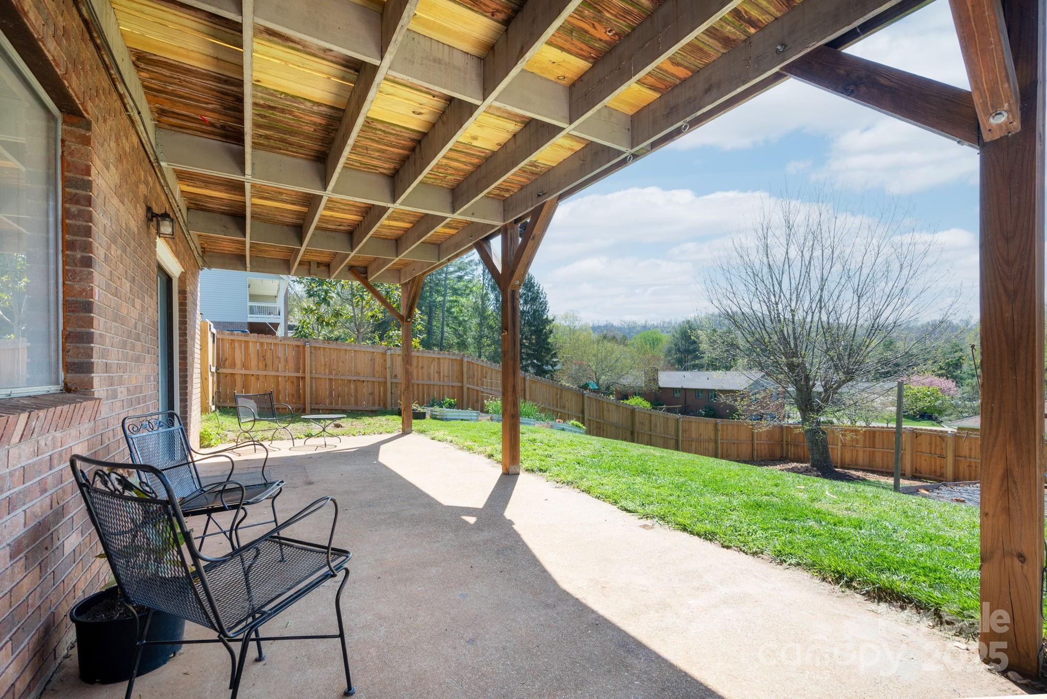 58 Braddock Way Asheville NC 28803