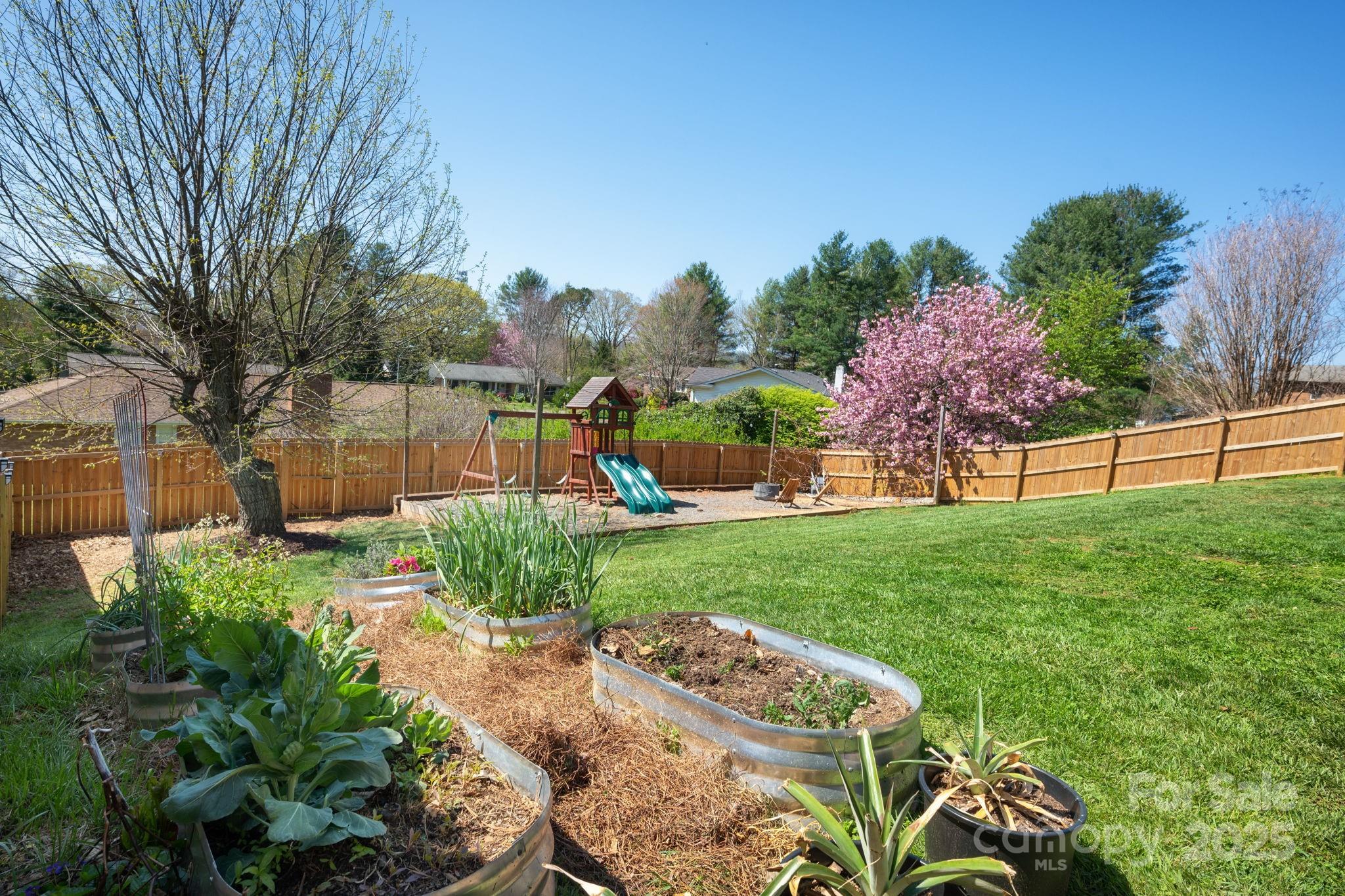 58 Braddock Way Asheville NC 28803