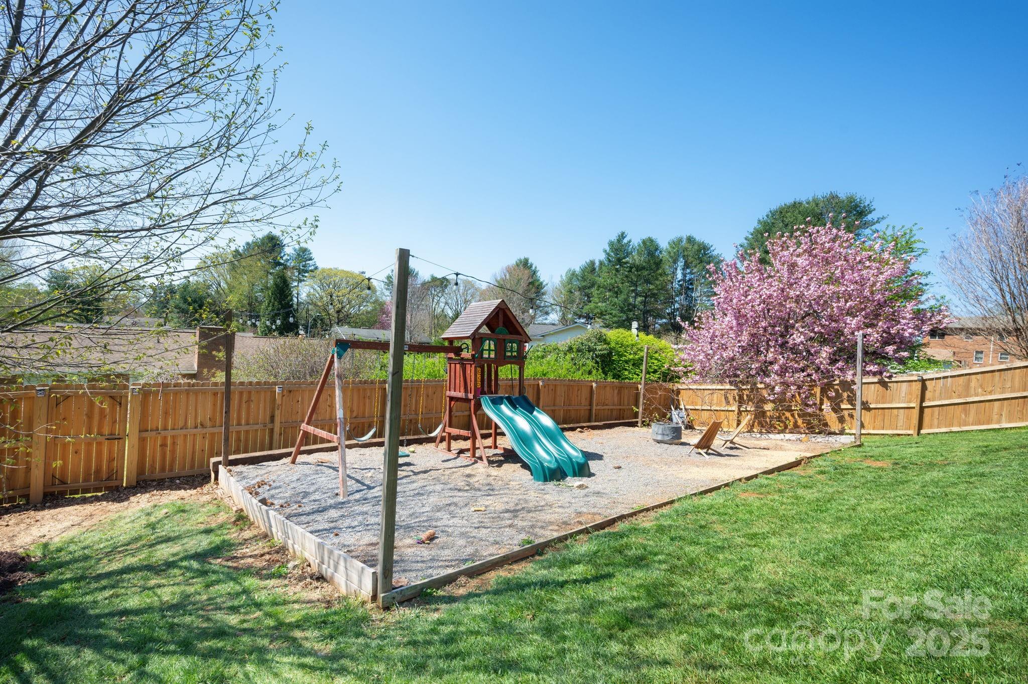 58 Braddock Way Asheville NC 28803