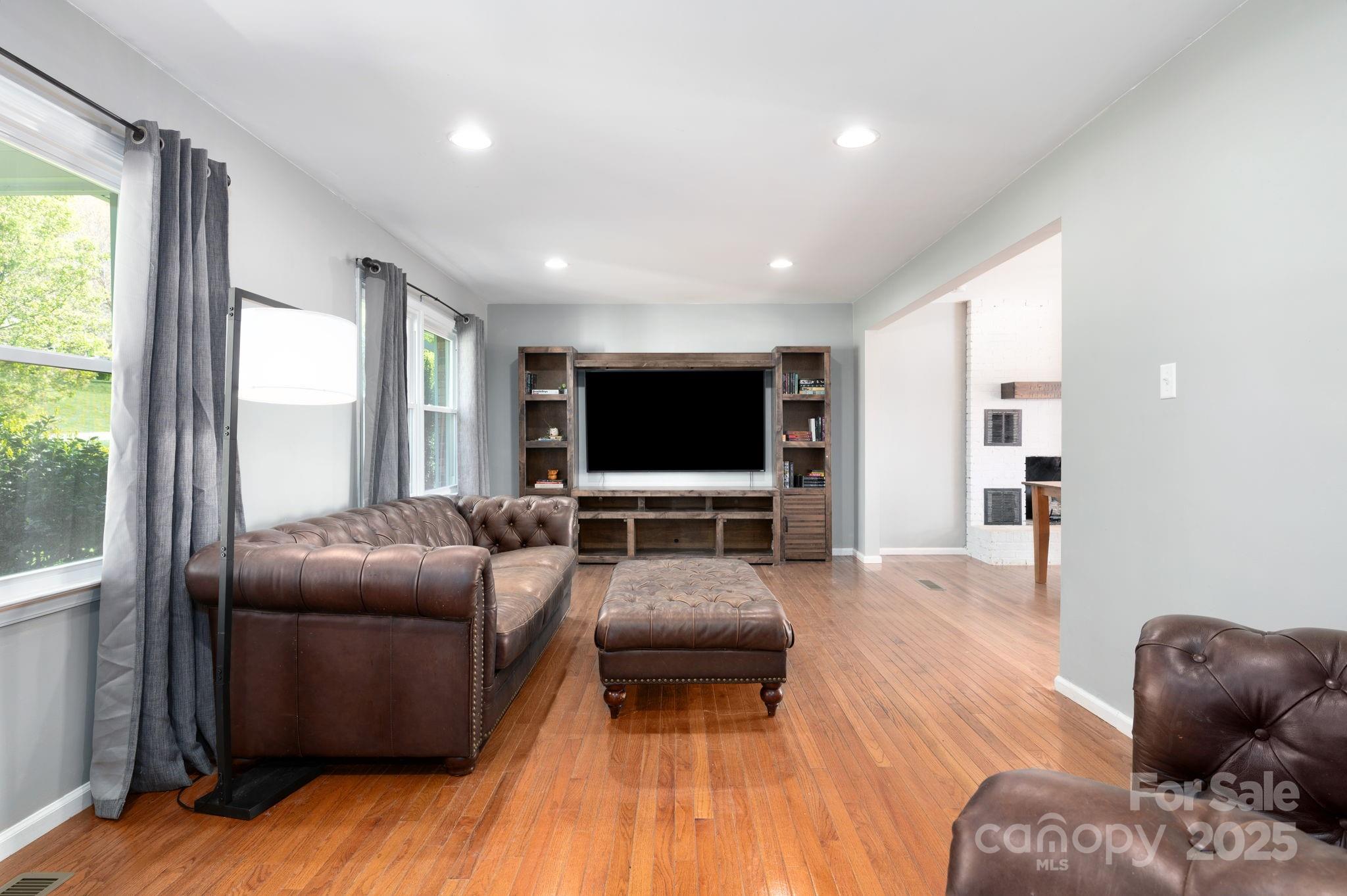 58 Braddock Way Asheville NC 28803