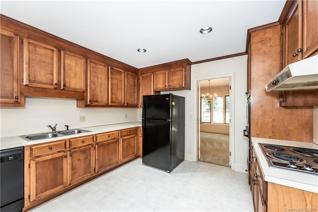 5310 Wingedfoot Road Charlotte NC 28226