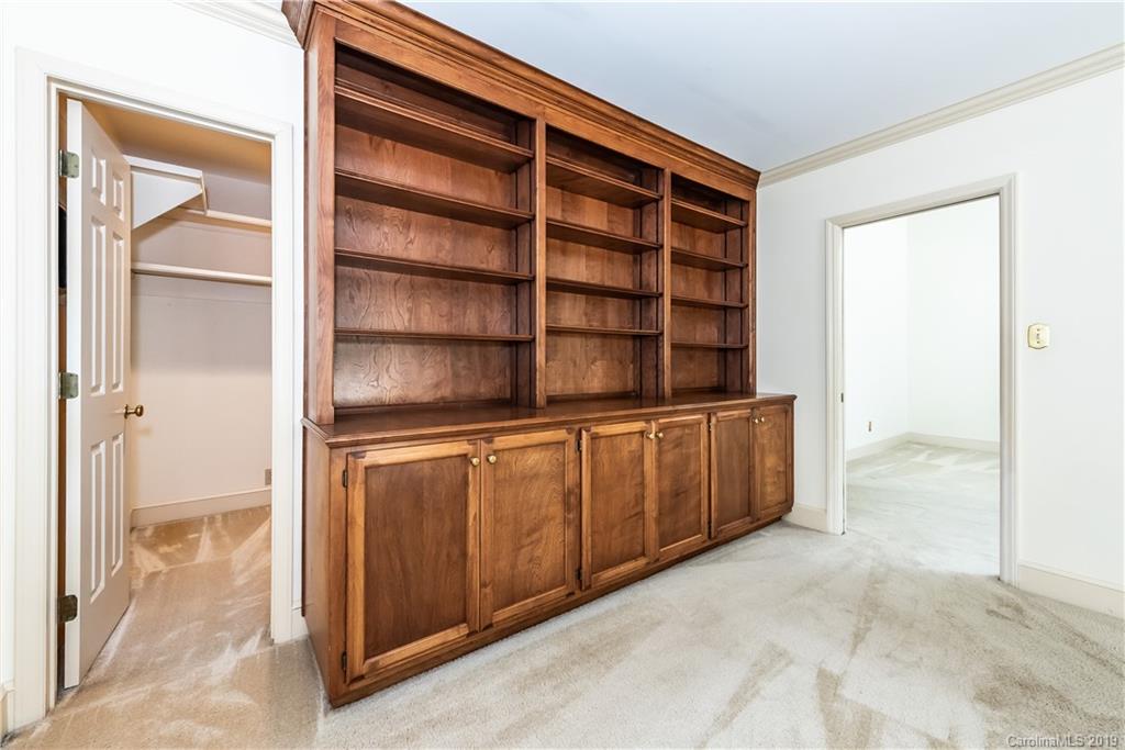 5310 Wingedfoot Road Charlotte NC 28226