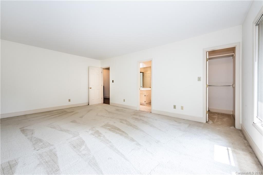 5310 Wingedfoot Road Charlotte NC 28226