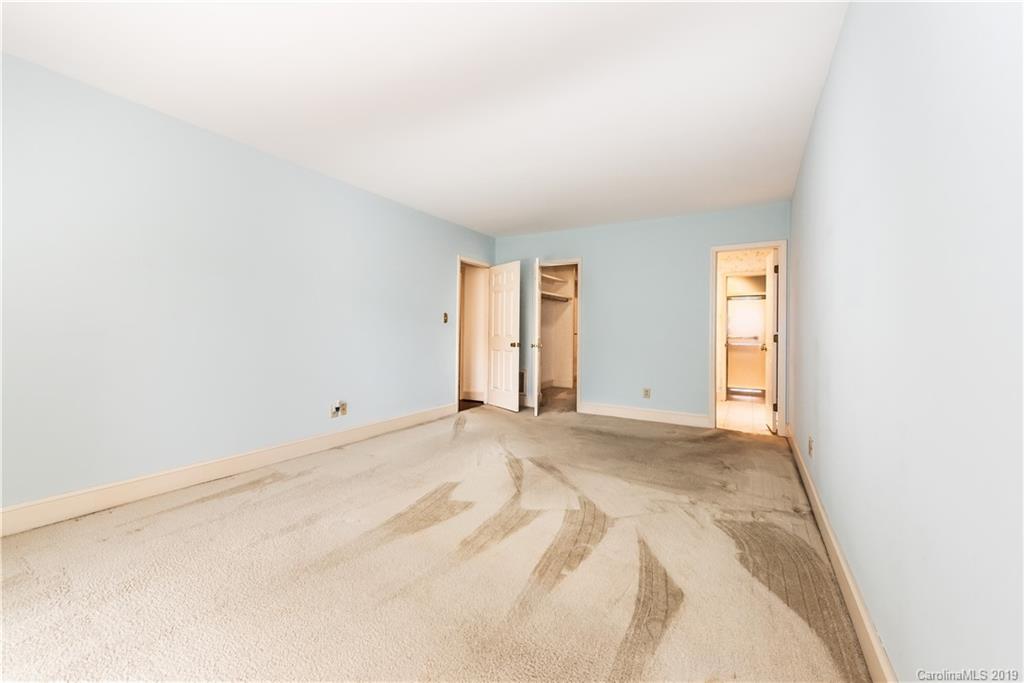 5310 Wingedfoot Road Charlotte NC 28226