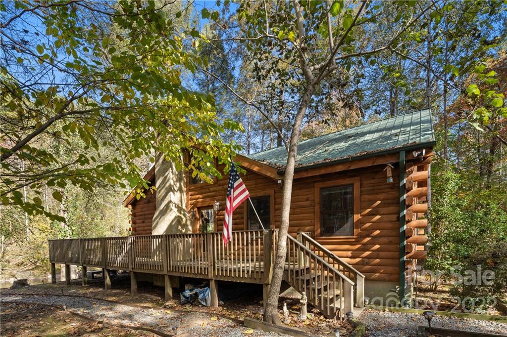 395 Redbird Drive Lake Lure NC 28746