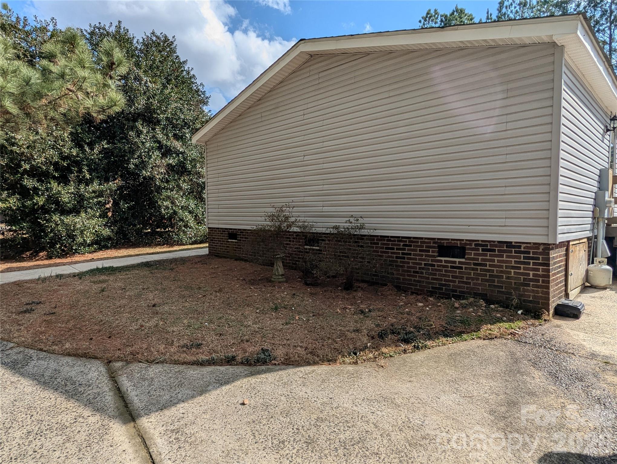 6846 Potter Road Matthews NC 28104