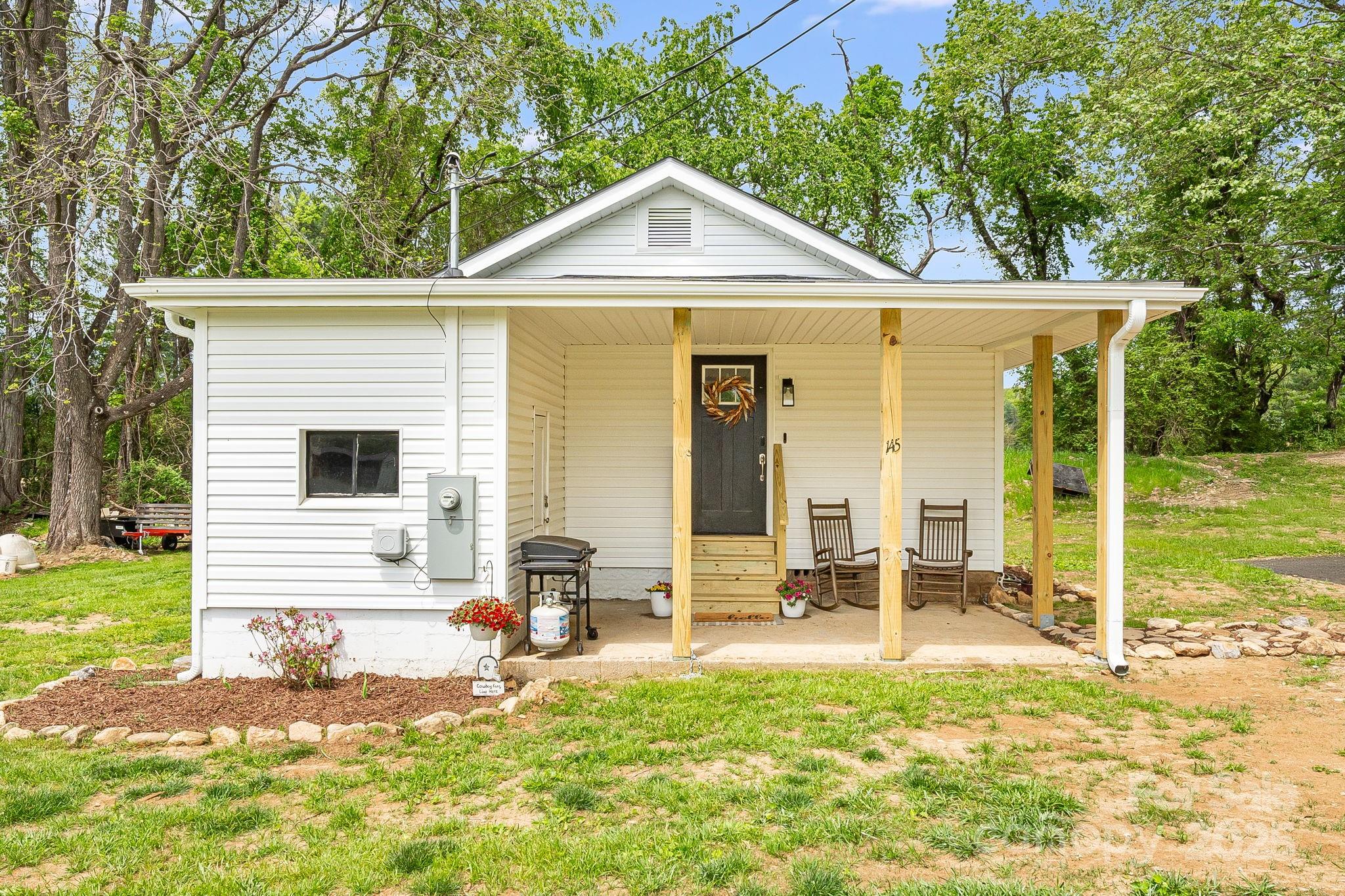145 Avery Street Waynesville NC 28786