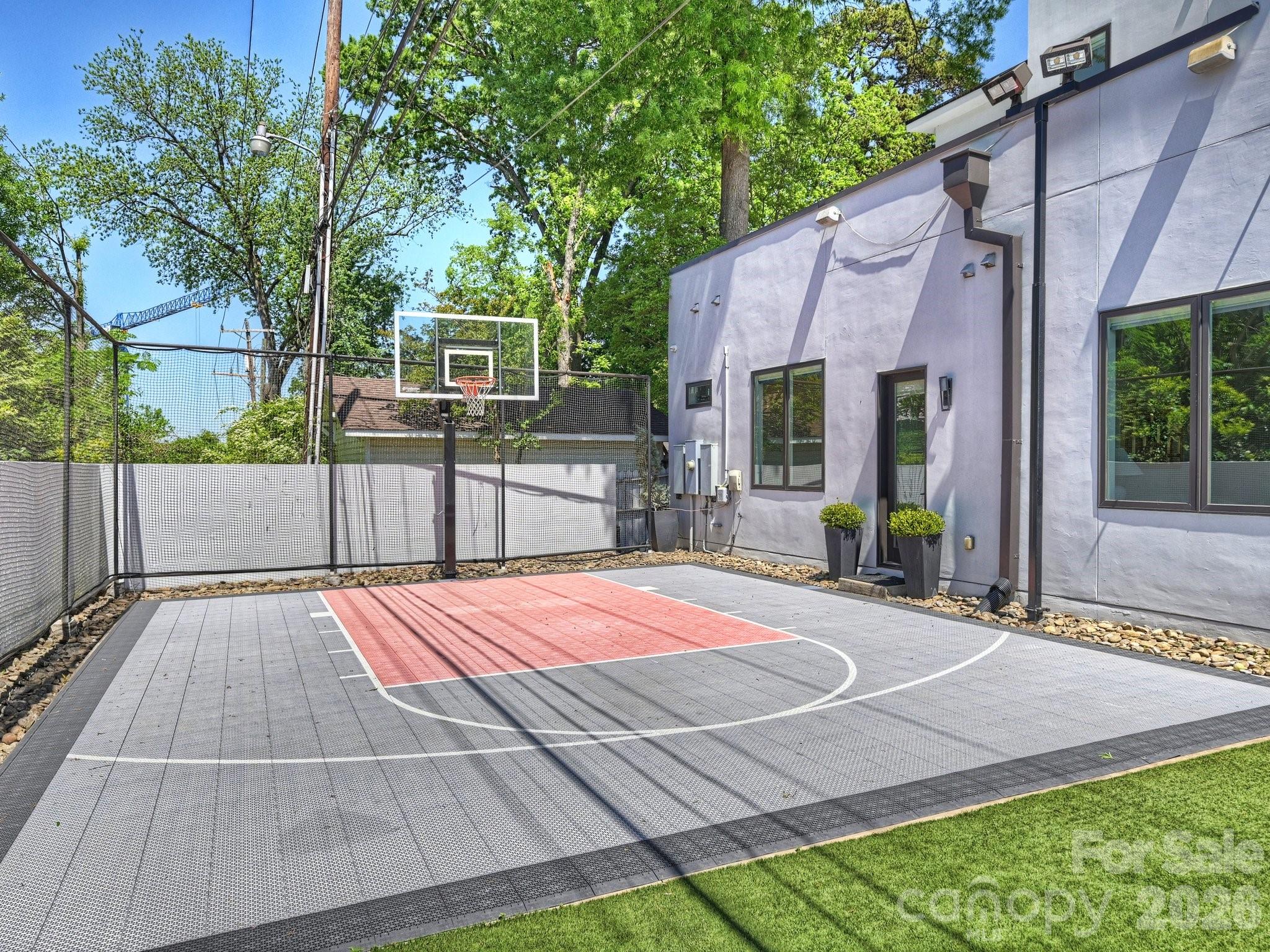 1928 E 8th Street Charlotte NC 28204