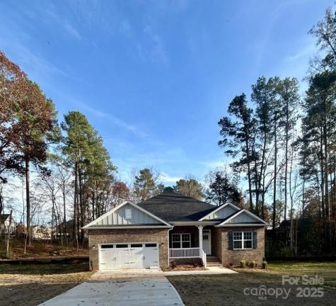 2913 Waterford Lane Albemarle NC 28001