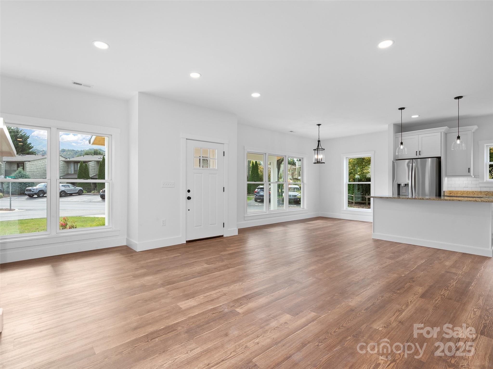 11 Riemar Lane Waynesville NC 28786