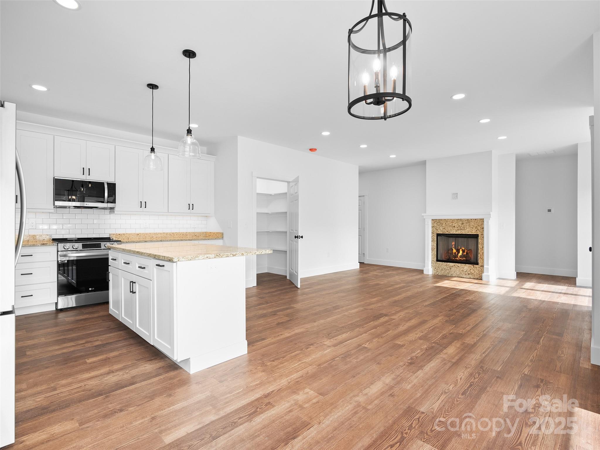 11 Riemar Lane Waynesville NC 28786