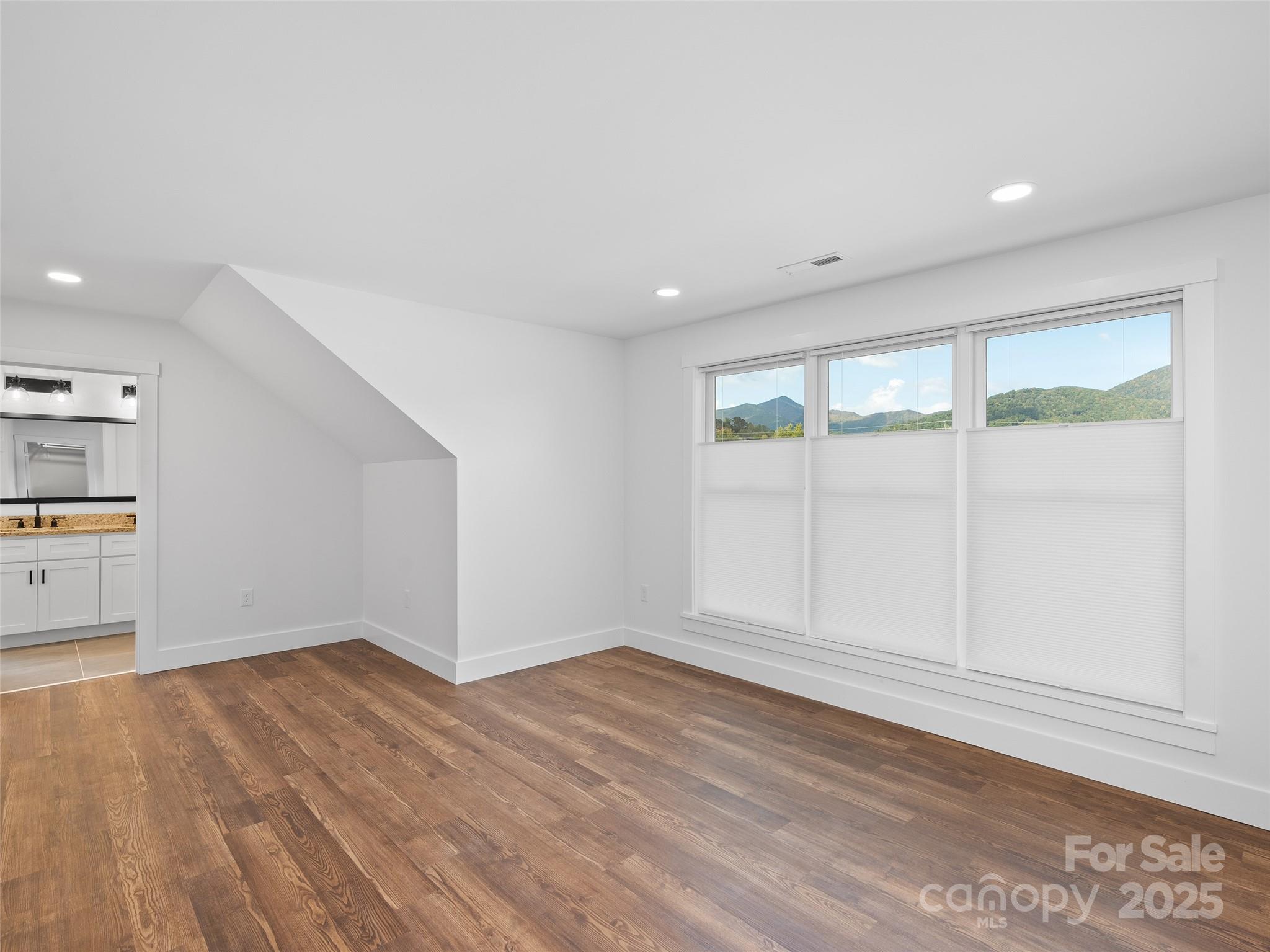 11 Riemar Lane Waynesville NC 28786