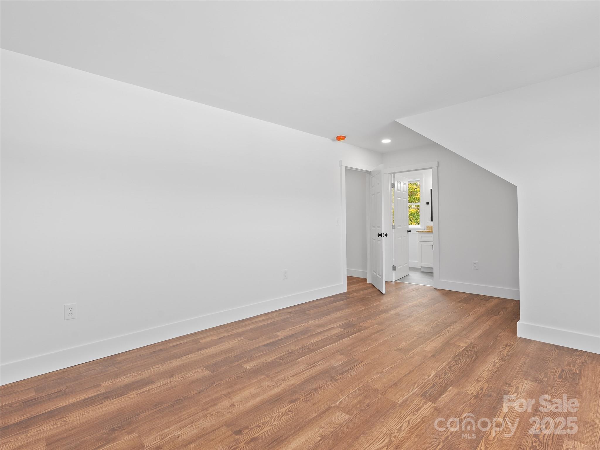 11 Riemar Lane Waynesville NC 28786