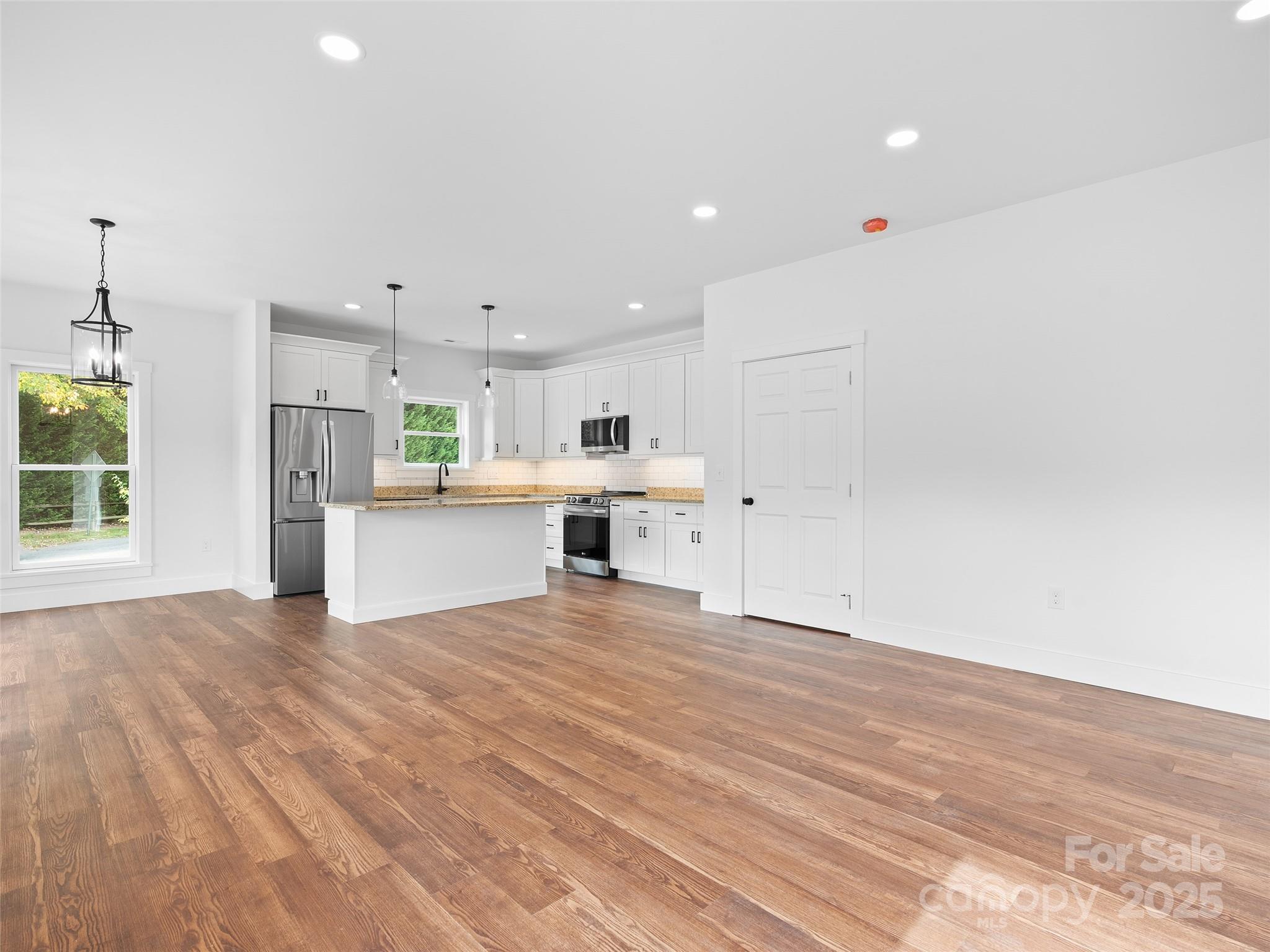 11 Riemar Lane Waynesville NC 28786