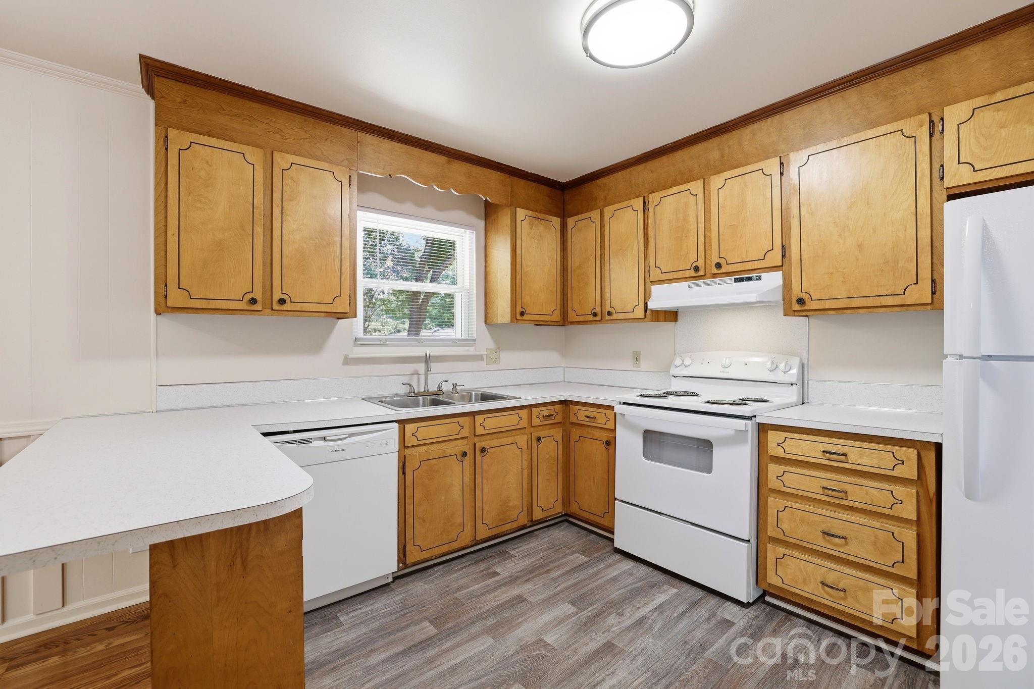 225 Middleton Avenue Matthews NC 28104
