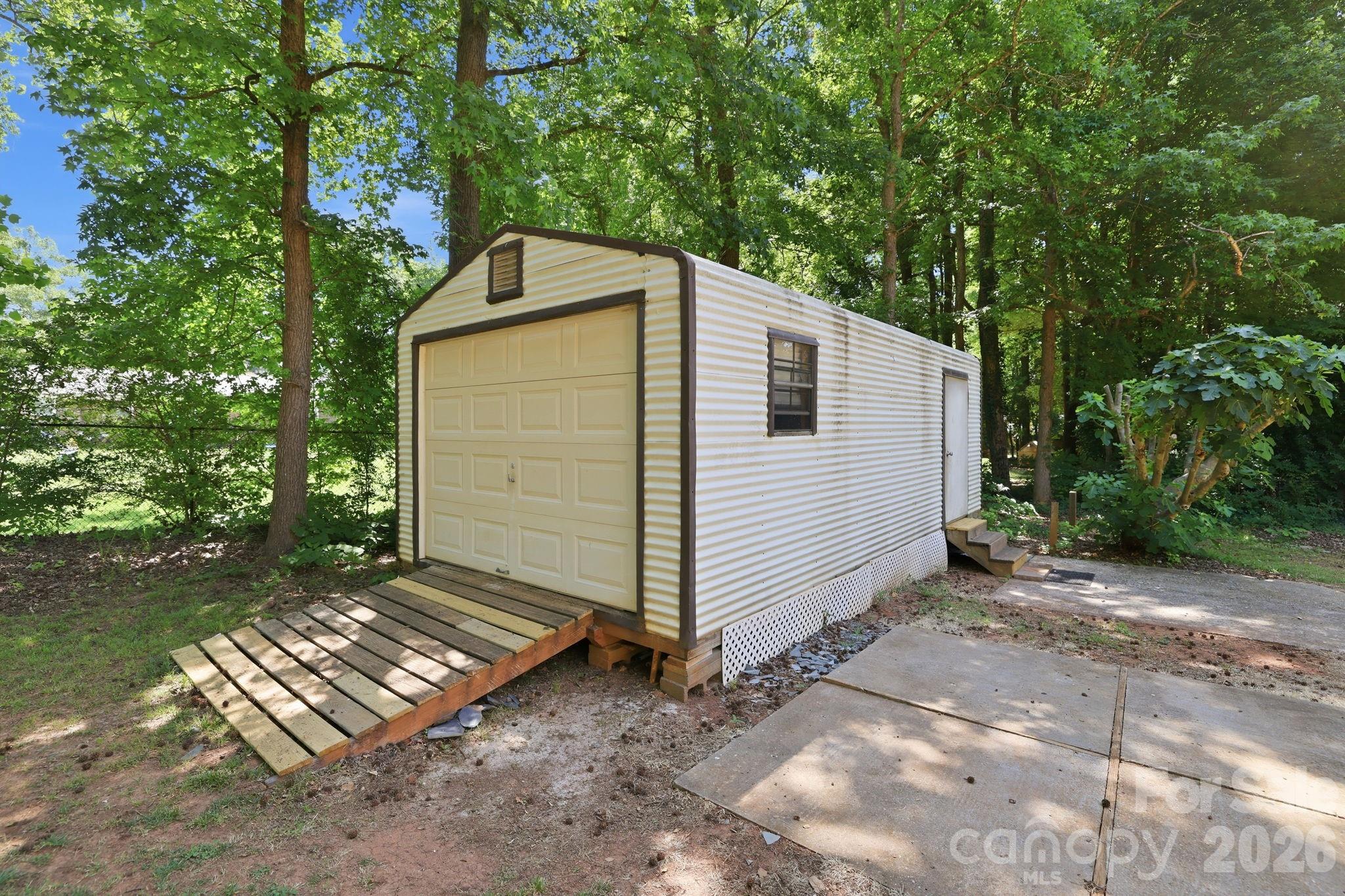 225 Middleton Avenue Matthews NC 28104