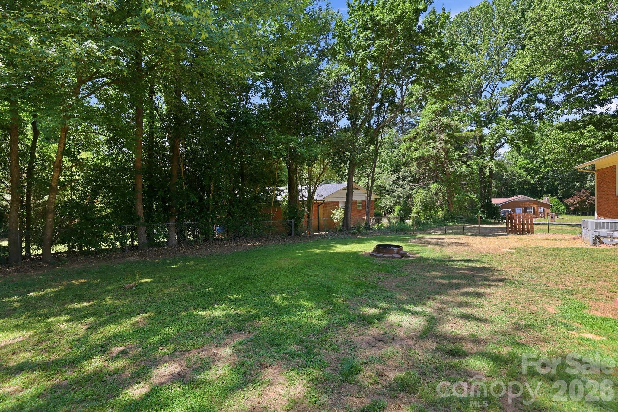 225 Middleton Avenue Matthews NC 28104