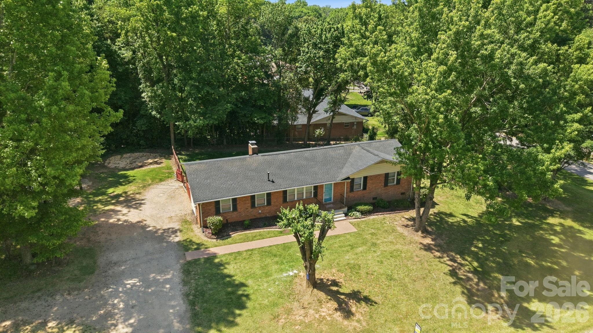 225 Middleton Avenue Matthews NC 28104