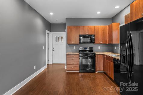 6 Meeting Street Asheville NC 28803