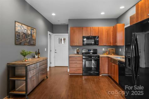 6 Meeting Street Asheville NC 28803