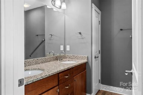 6 Meeting Street Asheville NC 28803