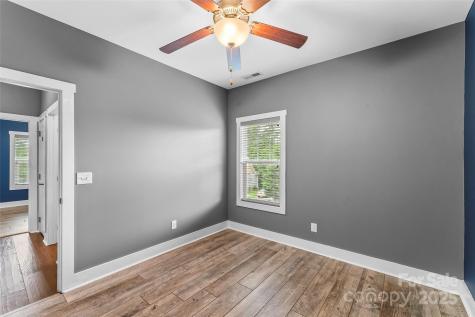 6 Meeting Street Asheville NC 28803