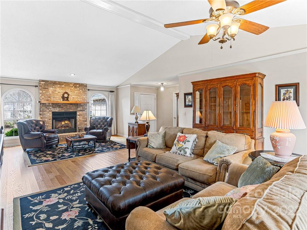 1421 Mountain Meadow Drive Hendersonville NC 28739