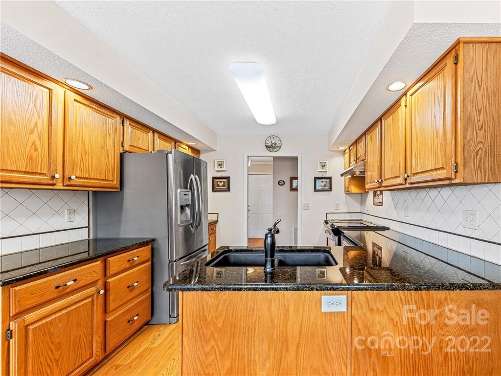 1421 Mountain Meadow Drive Hendersonville NC 28739