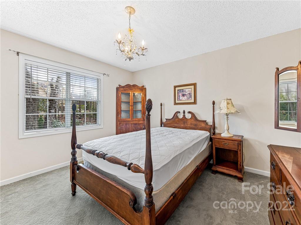 1421 Mountain Meadow Drive Hendersonville NC 28739
