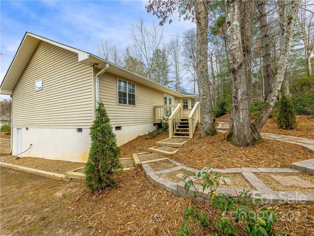1421 Mountain Meadow Drive Hendersonville NC 28739