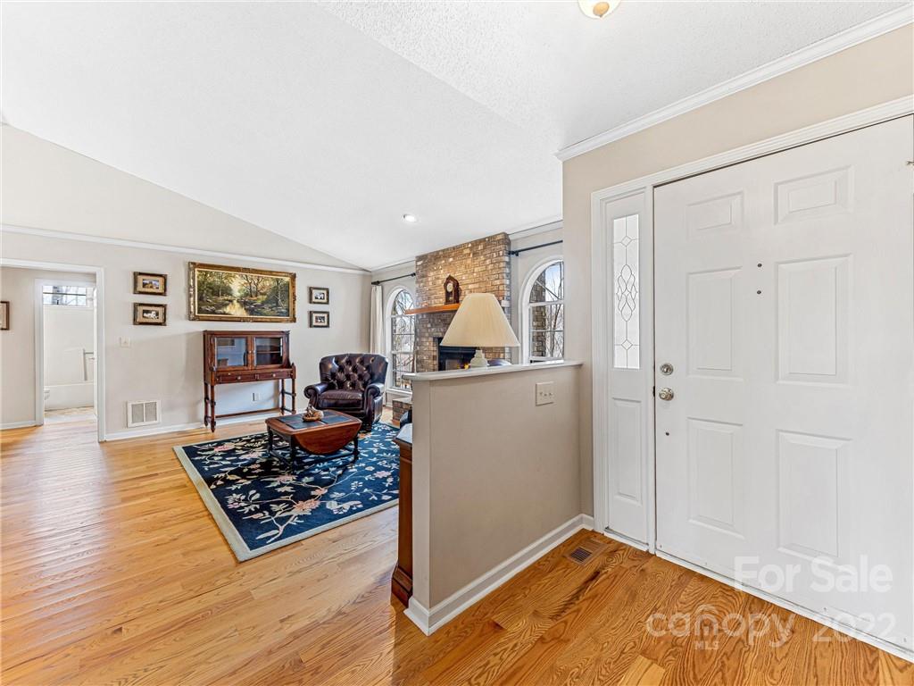 1421 Mountain Meadow Drive Hendersonville NC 28739