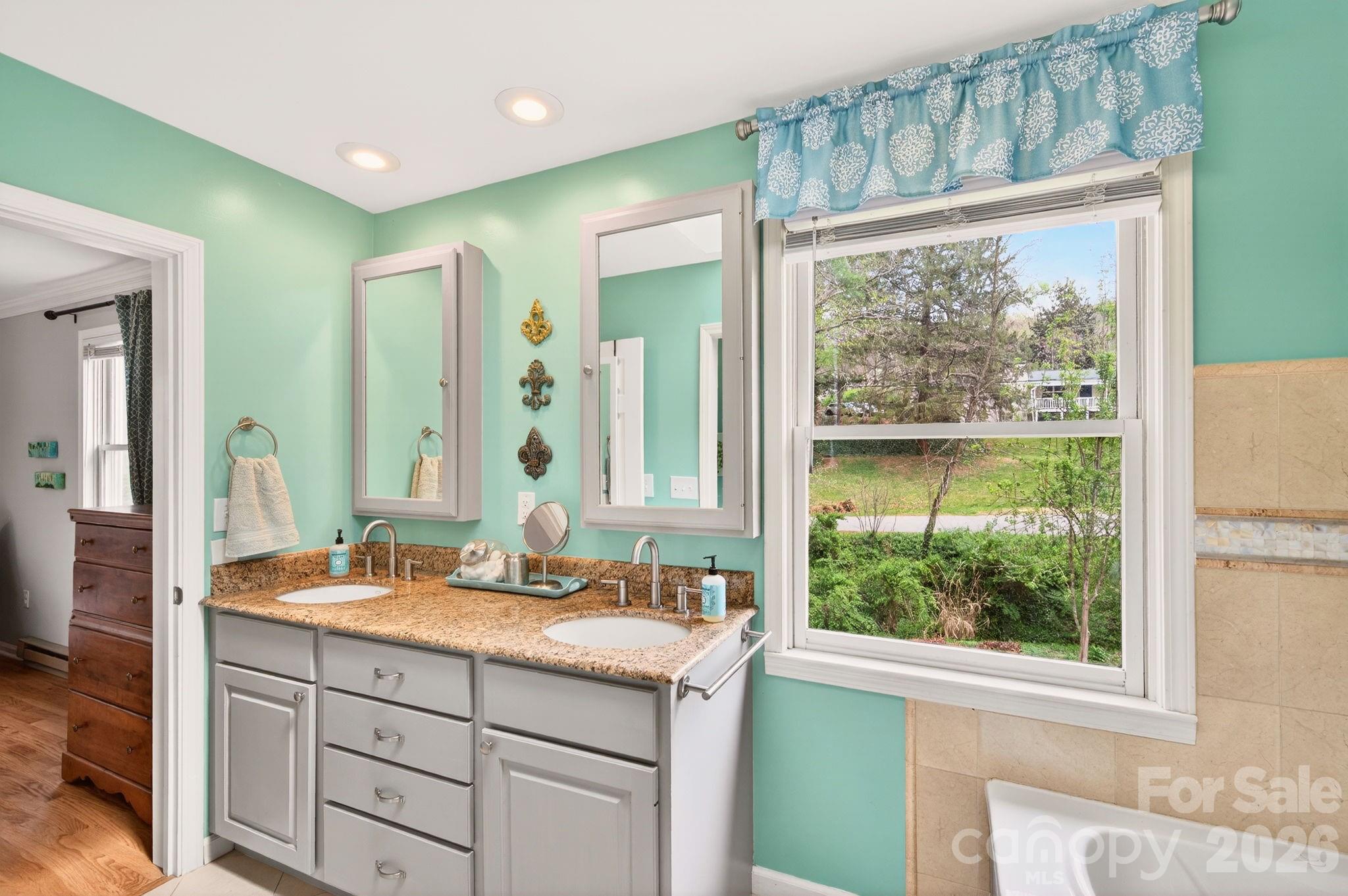 3 Ellenwood Drive Asheville NC 28804