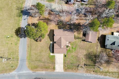 2010 Sprucewood Street Albemarle NC 28001