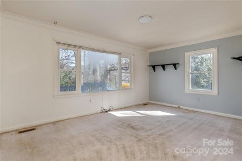 109 N Fork Road Black Mountain NC 28711