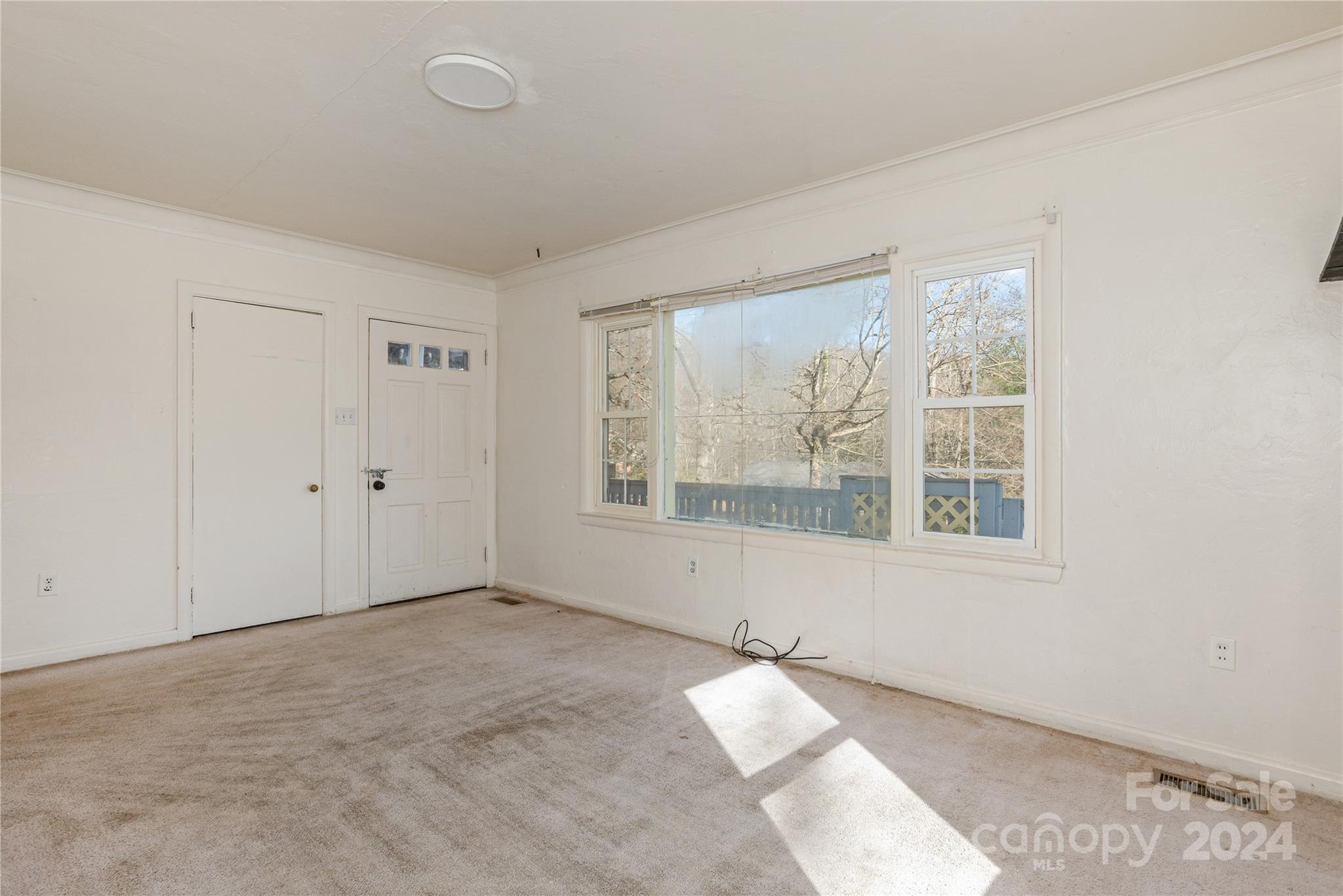 109 N Fork Road Black Mountain NC 28711