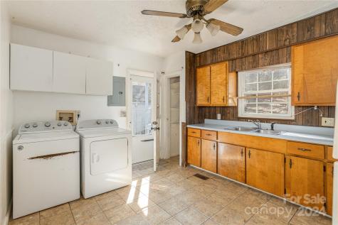 109 N Fork Road Black Mountain NC 28711