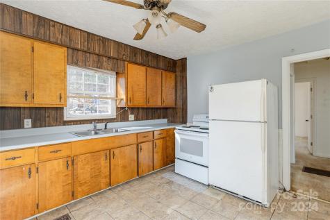 109 N Fork Road Black Mountain NC 28711