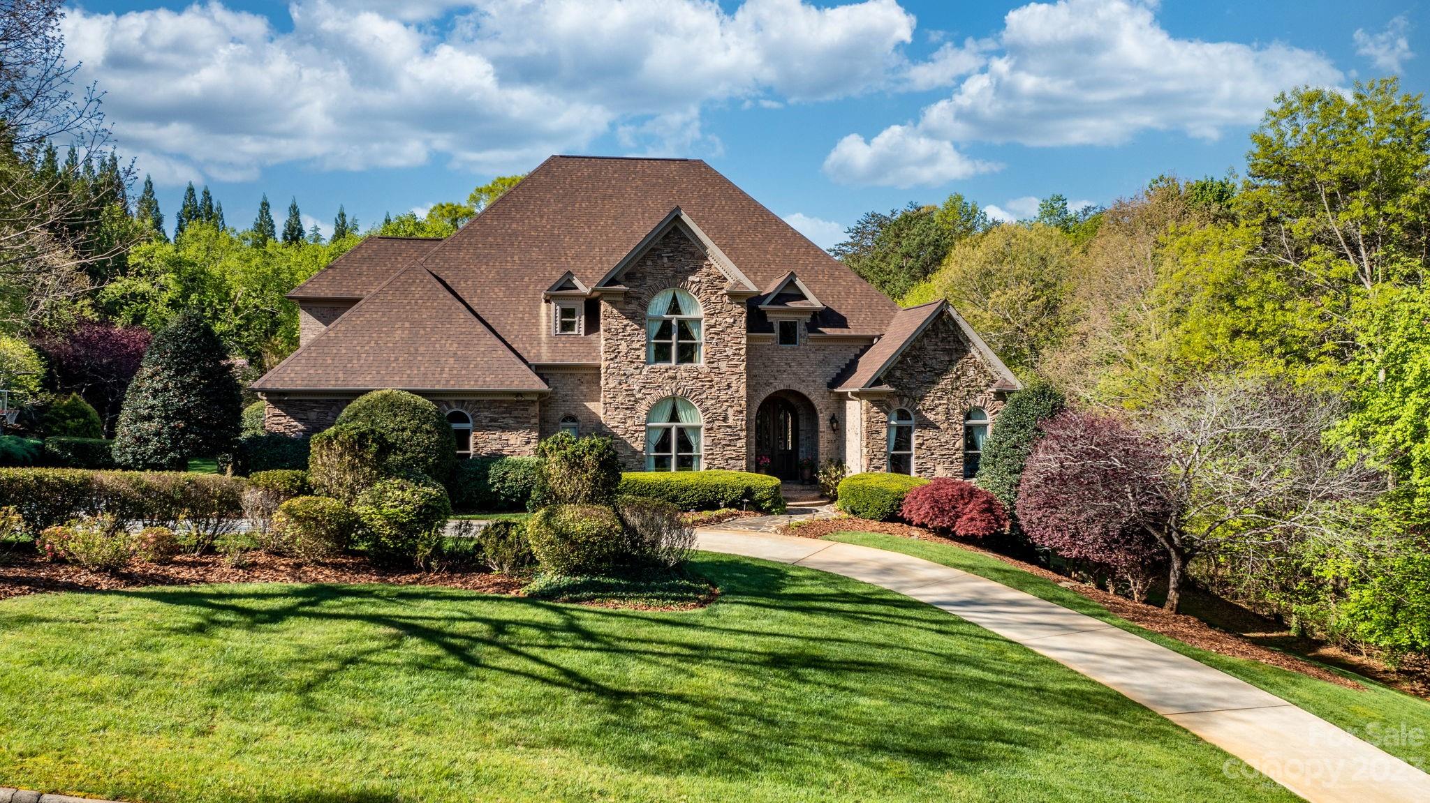 235 21st Avenue Drive NW Hickory NC 28601