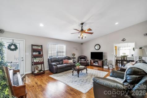 5507 Land Harbour Drive Granite Falls NC 28630