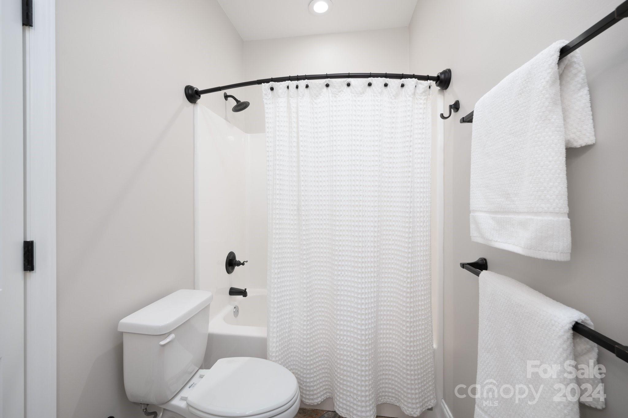 42 Destination Drive Asheville NC 28806