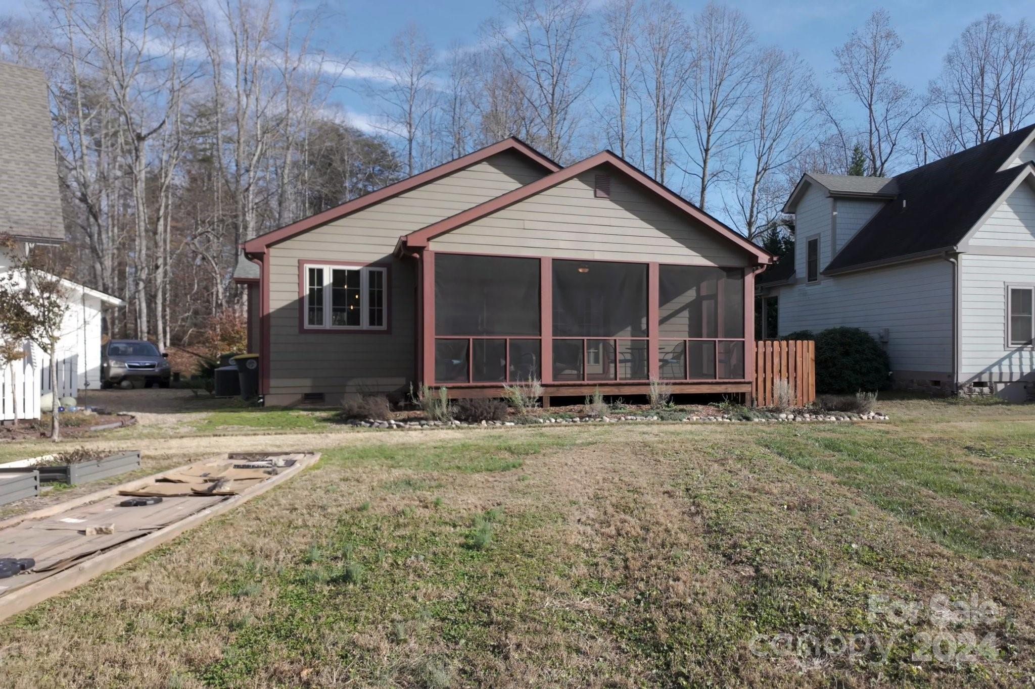 42 Destination Drive Asheville NC 28806