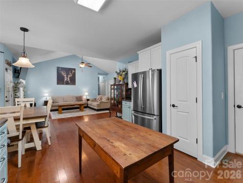 163 Oak Apple Lane Hendersonville NC 28792