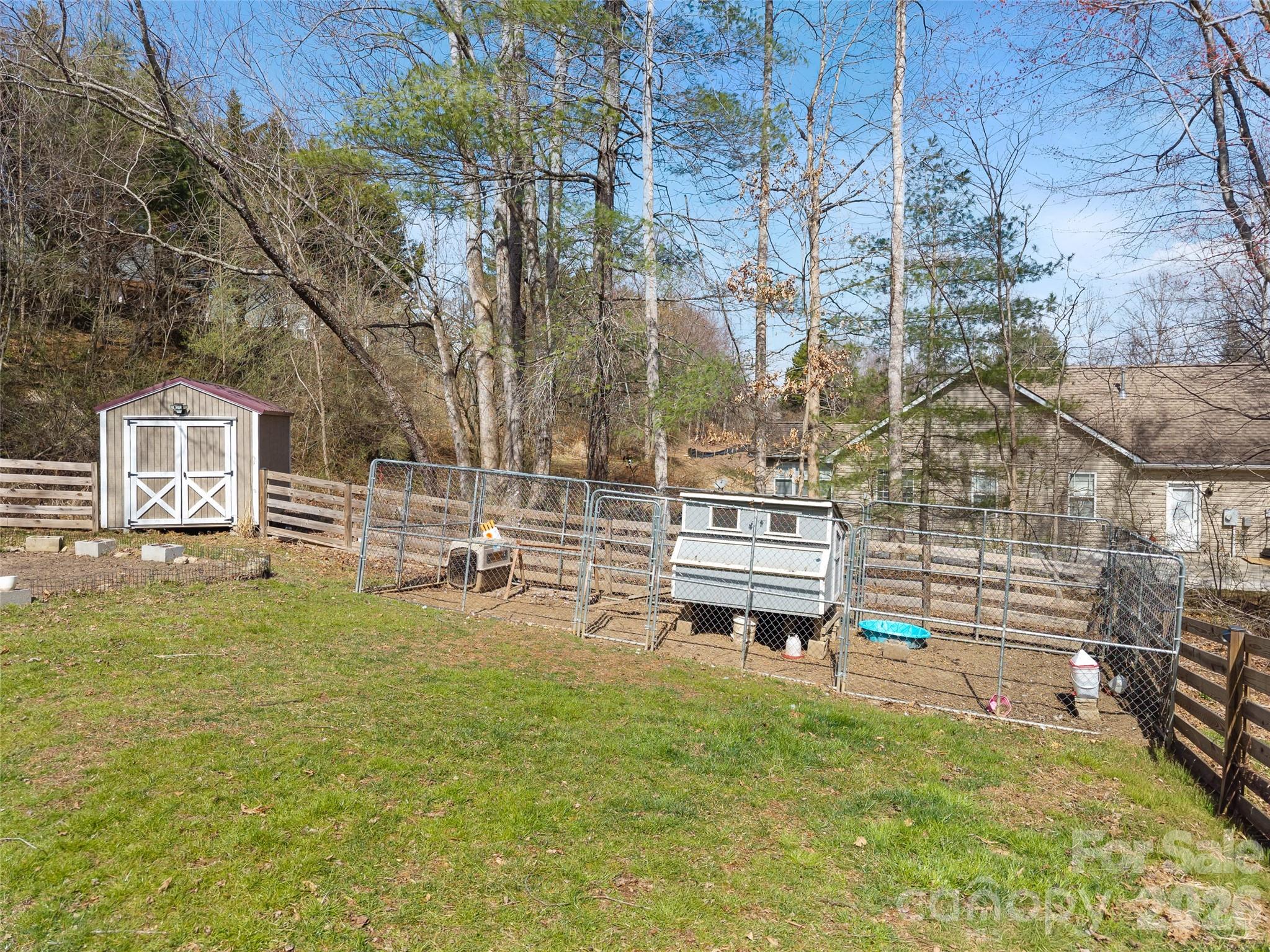 163 Oak Apple Lane Hendersonville NC 28792