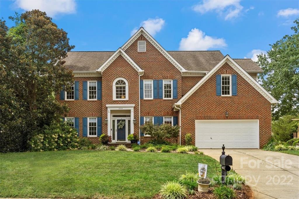 1004 Foxfield Road Waxhaw NC 28173