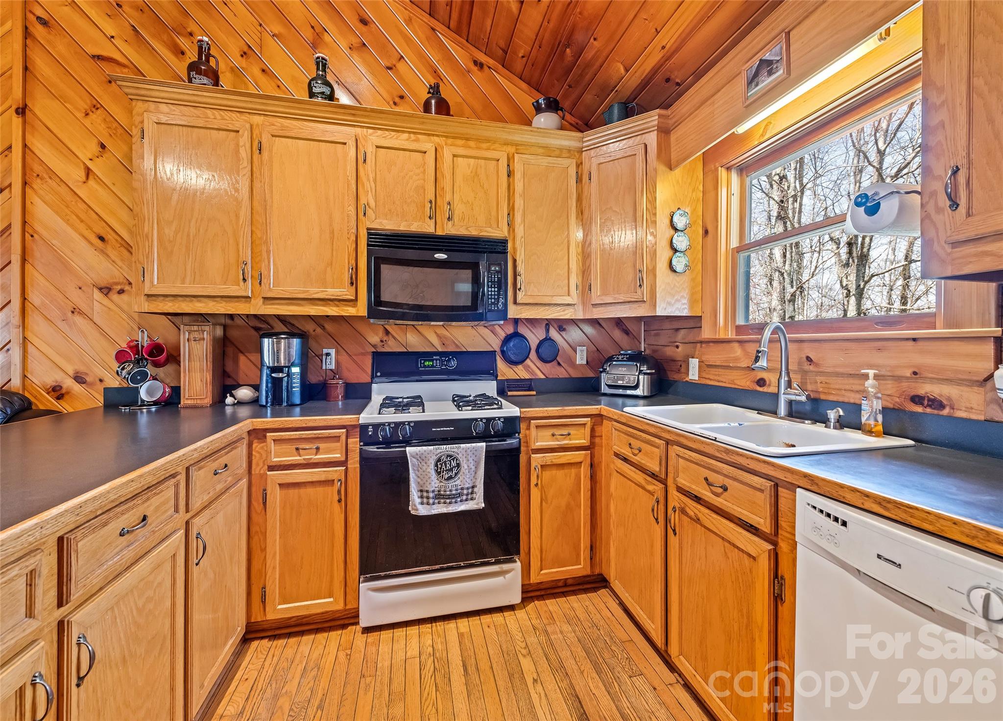 173 Blizzard Ridge Maggie Valley NC 28751
