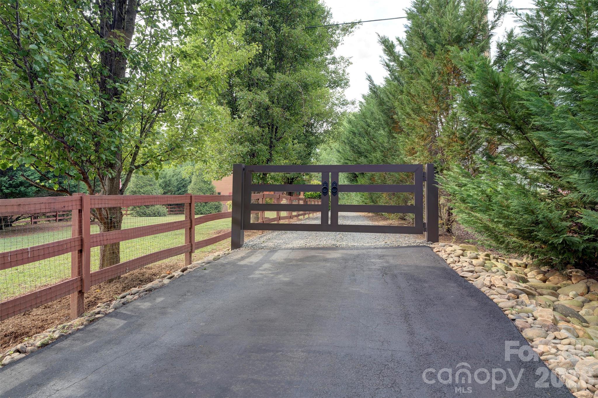 15425 E Rocky River Road Davidson NC 28036