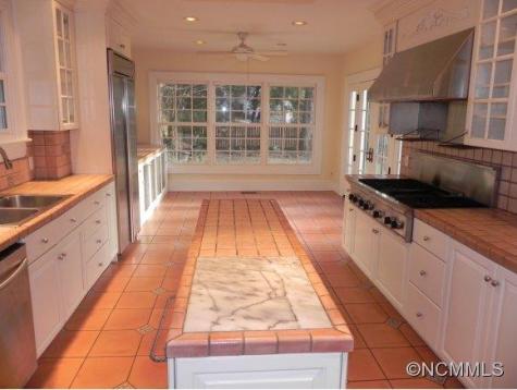 35 Oak Lane Asheville NC 28801