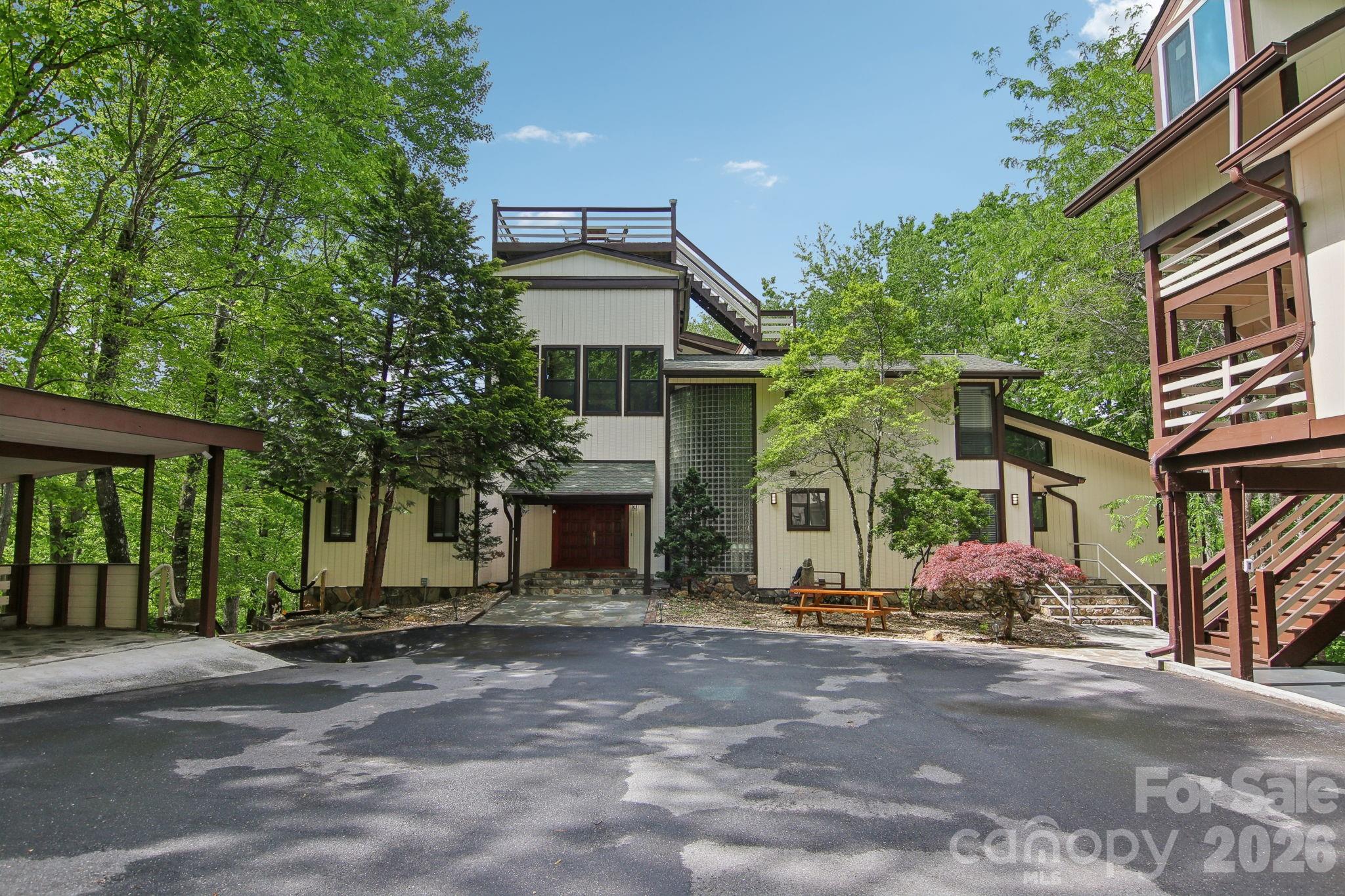295 Dills Road Bryson City NC 28713