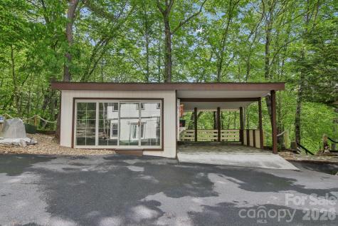 295 Dills Road Bryson City NC 28713